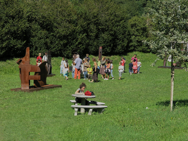 024-5 prato con gruppo_R